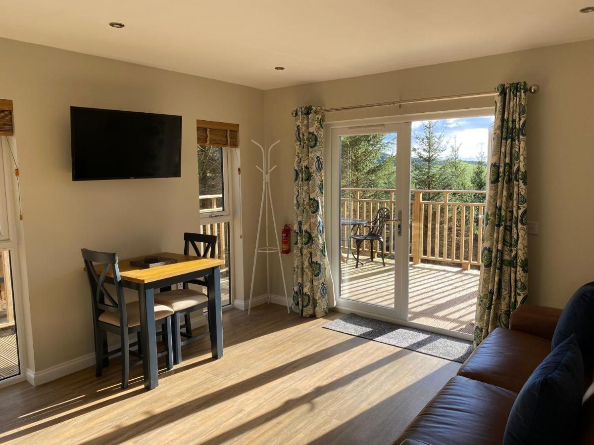 Acorn Lodge With Hot Tub Купар Екстер'єр фото