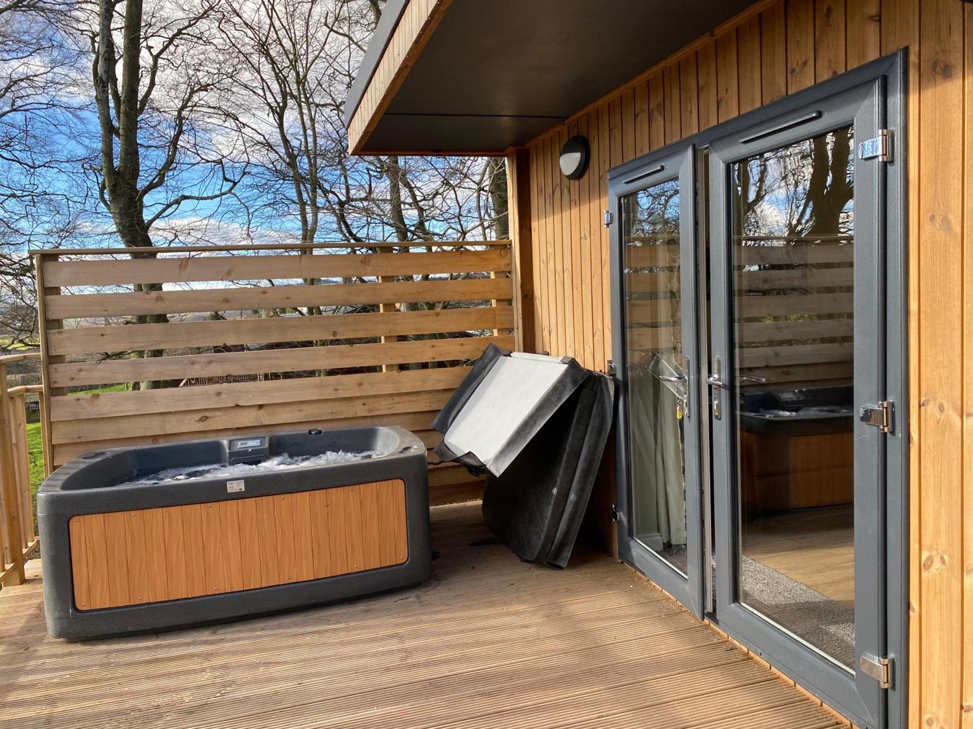 Acorn Lodge With Hot Tub Купар Екстер'єр фото